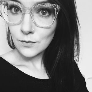 Meet your Posher, Jenn